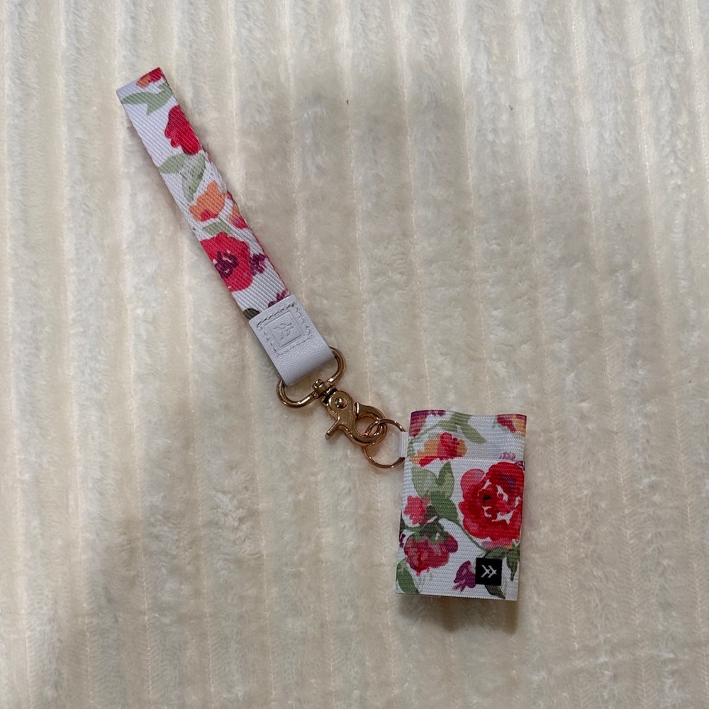 Thread & Supply Floral Keychain & Card Holder - Red and Pink